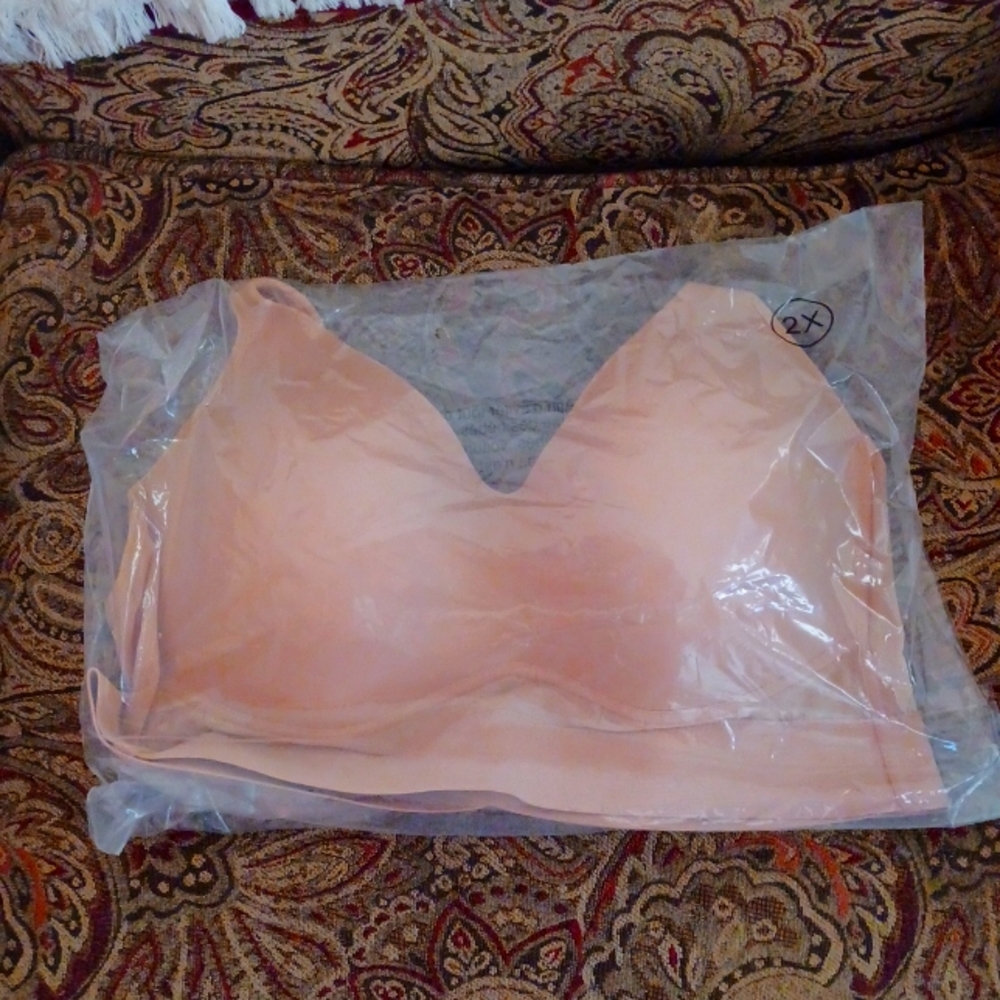 Brand new Rhonda shear 3x bra